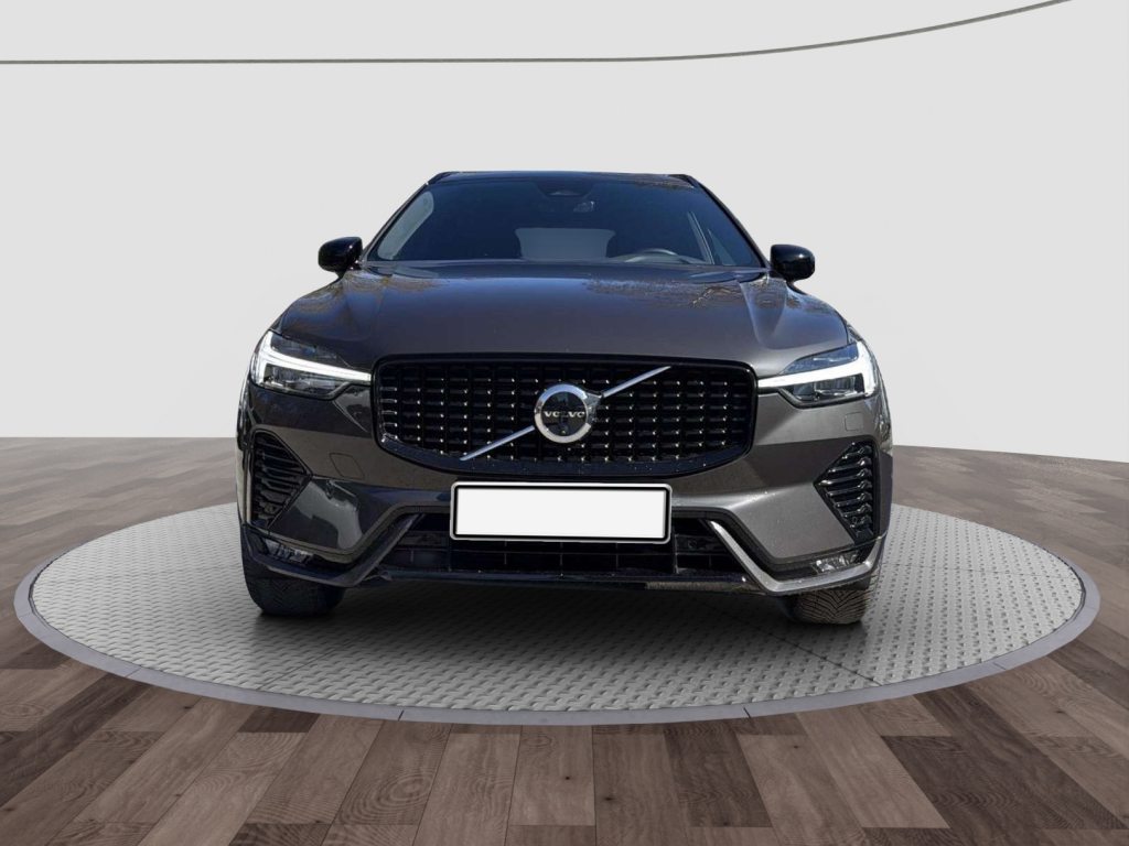 VOLVO XC60 2.0 B5 MH Plus Dark AWD, Mild-Hybrid Benzin/Elektro, Occasion / Gebraucht, Automatik - 2