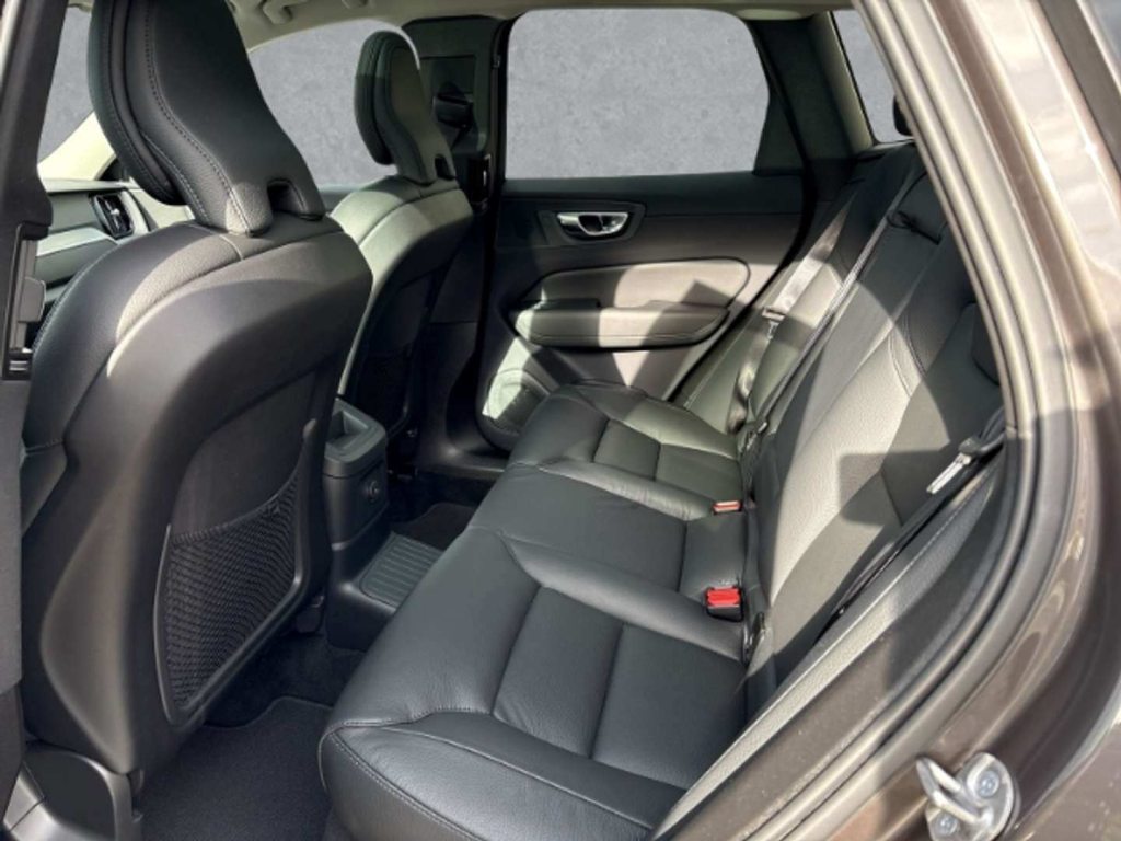 VOLVO XC60 2.0 T6 TE Plus Dark eAWD, Plug-in-Hybrid Petrol/Electric, Second hand / Used, Automatic - 5