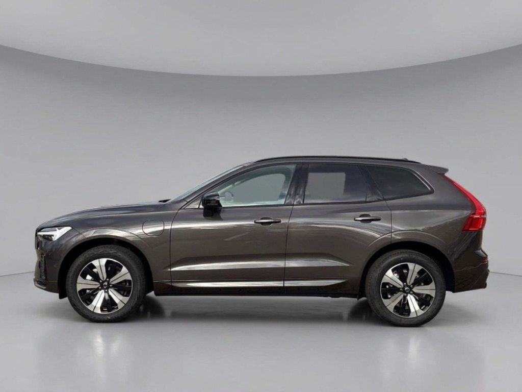 VOLVO XC60 2.0 T6 TE Plus Dark eAWD, Plug-in-Hybrid Petrol/Electric, Second hand / Used, Automatic - 6
