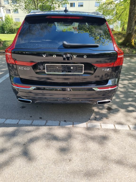 VOLVO XC60 2.0 T5 R-Design AWD, Petrol, Second hand / Used, Automatic - 3
