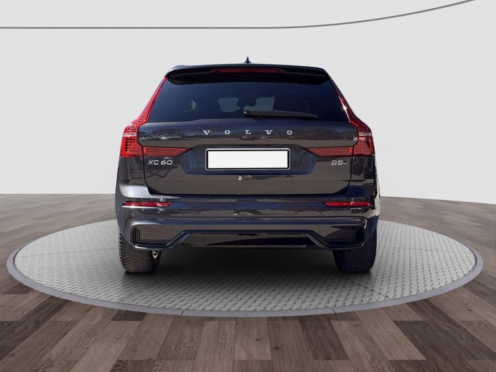 VOLVO XC60 2.0 B5 MH Plus Dark AWD, Mild-Hybrid Benzin/Elektro, Occasion / Gebraucht, Automatik - 4