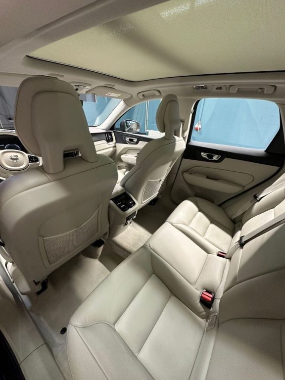 VOLVO XC60 D5 Inscription AWD, Diesel, Occasioni / Usate, Automatico - 3