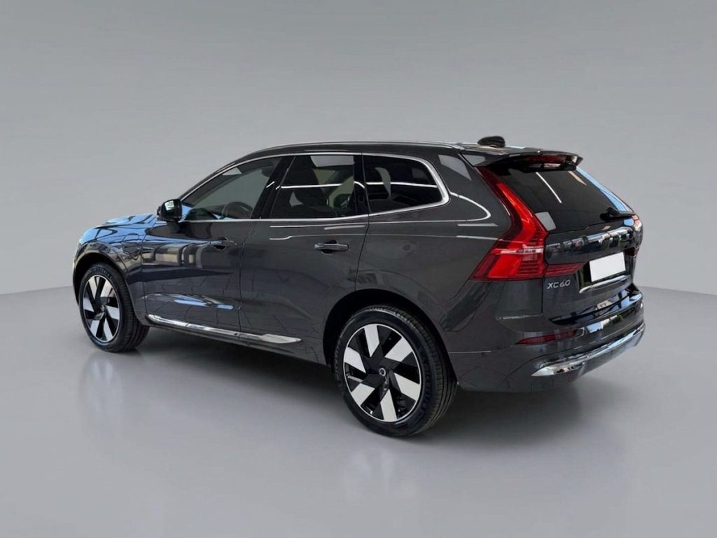 VOLVO XC60 2.0 T6 TE Ultra Bright eAWD, Plug-in-Hybrid Benzina/Elettrica, Occasioni / Usate, Automatico - 4