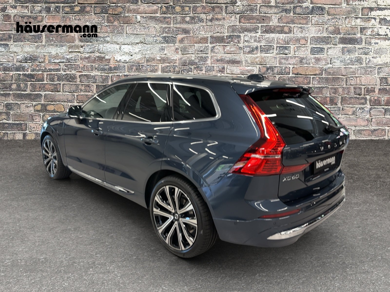 VOLVO XC60 2.0 T8 eAWD Ultra Bright Polestar Performance, Hybride Rechargeable Essence/Électricité, Voiture de démonstration, Automatique - 3