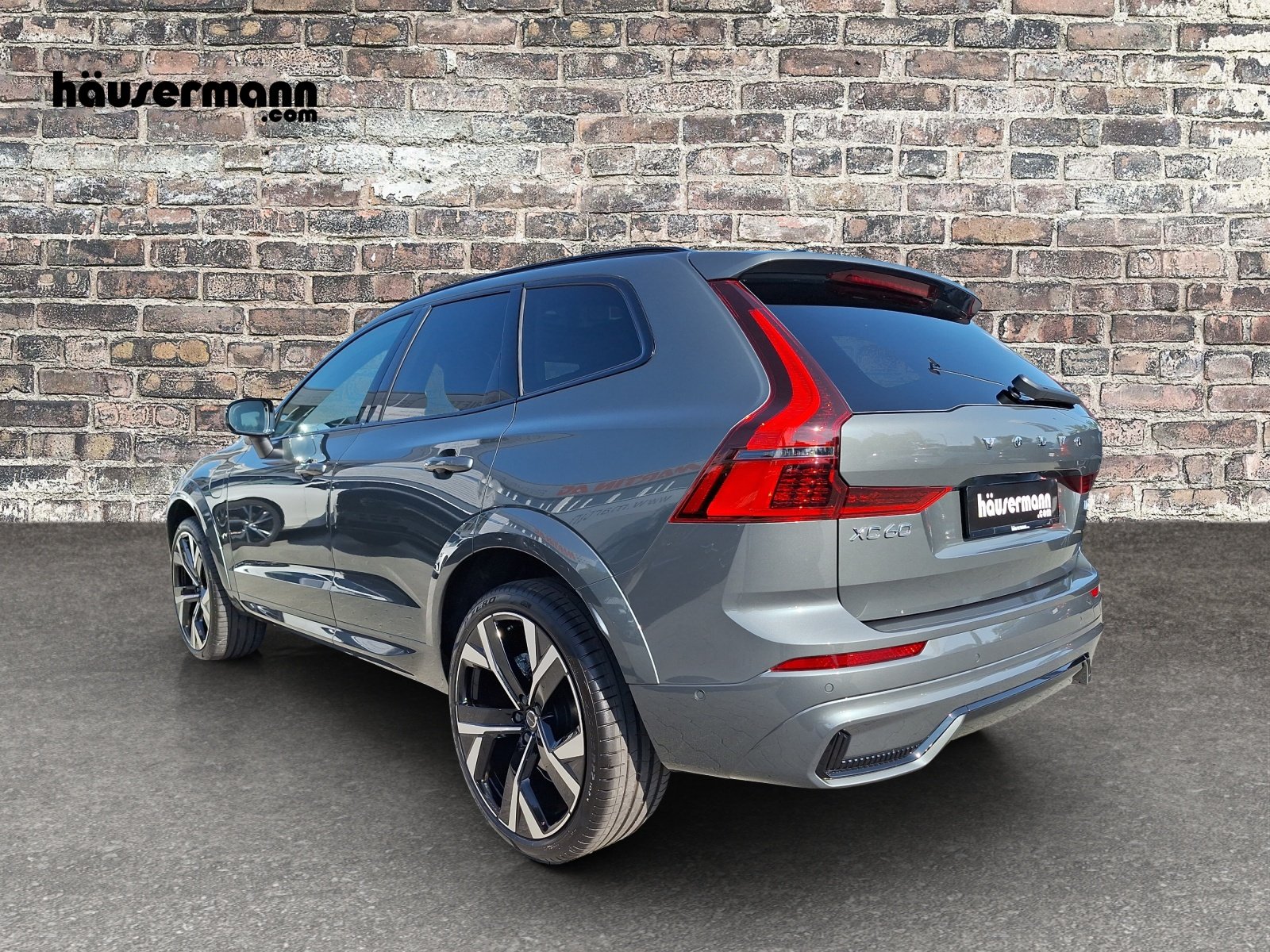 VOLVO XC60 2.0 T6 TE Ultra Dark eAWD, Plug-in-Hybrid Petrol/Electric, Ex-demonstrator, Automatic - 2