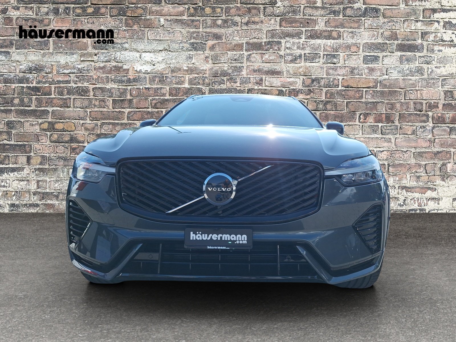 VOLVO XC60 2.0 T6 TE Ultra Dark eAWD, Plug-in-Hybrid Petrol/Electric, Ex-demonstrator, Automatic - 4