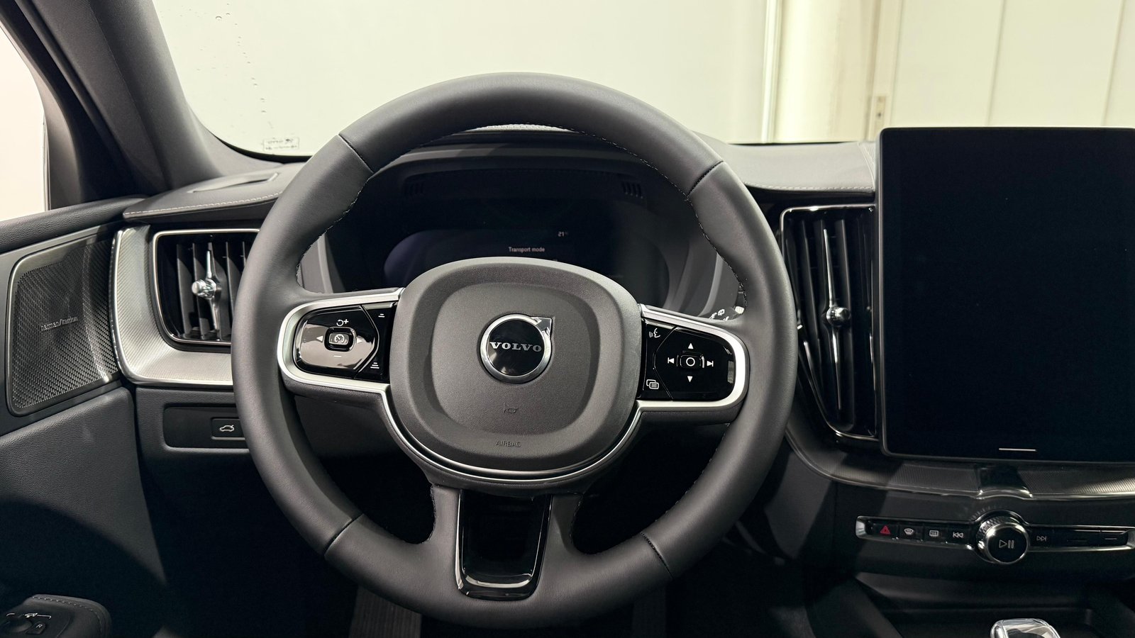 VOLVO XC60 2.0 T6 TE Black Edition e, Hybride Intégral Essence/Électricité, Voiture de démonstration, Automatique - 5