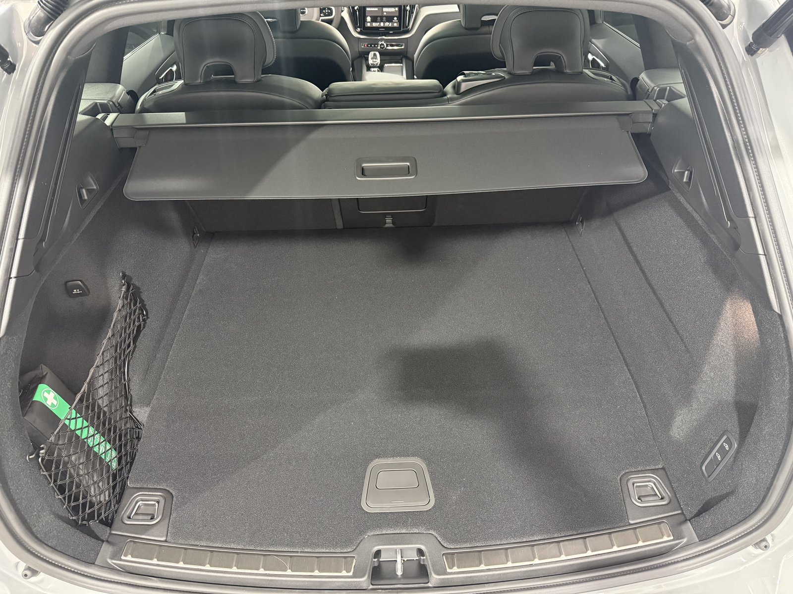 VOLVO XC60 2.0 T6 TE Black Edition e, Hybride Intégral Essence/Électricité, Voiture de démonstration, Automatique - 7
