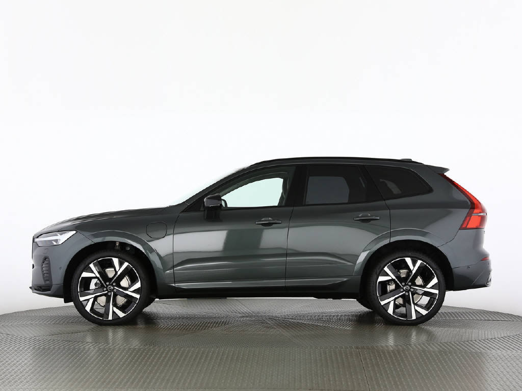 VOLVO XC60 2.0 T8 TE Ultra Dark eAWD, Plug-in-Hybrid Benzina/Elettrica, Auto dimostrativa, Automatico - 2