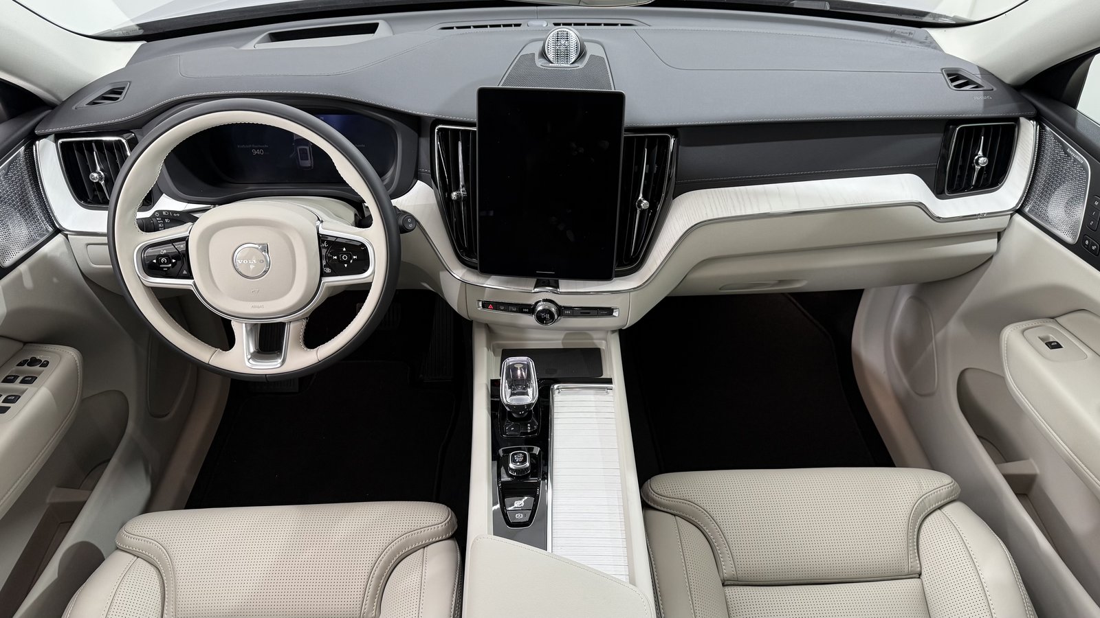 VOLVO XC60 2.0 T6 TE Ultra Dark eAWD, Voll-Hybrid Benzin/Elektro, Vorführwagen, Automatik - 5