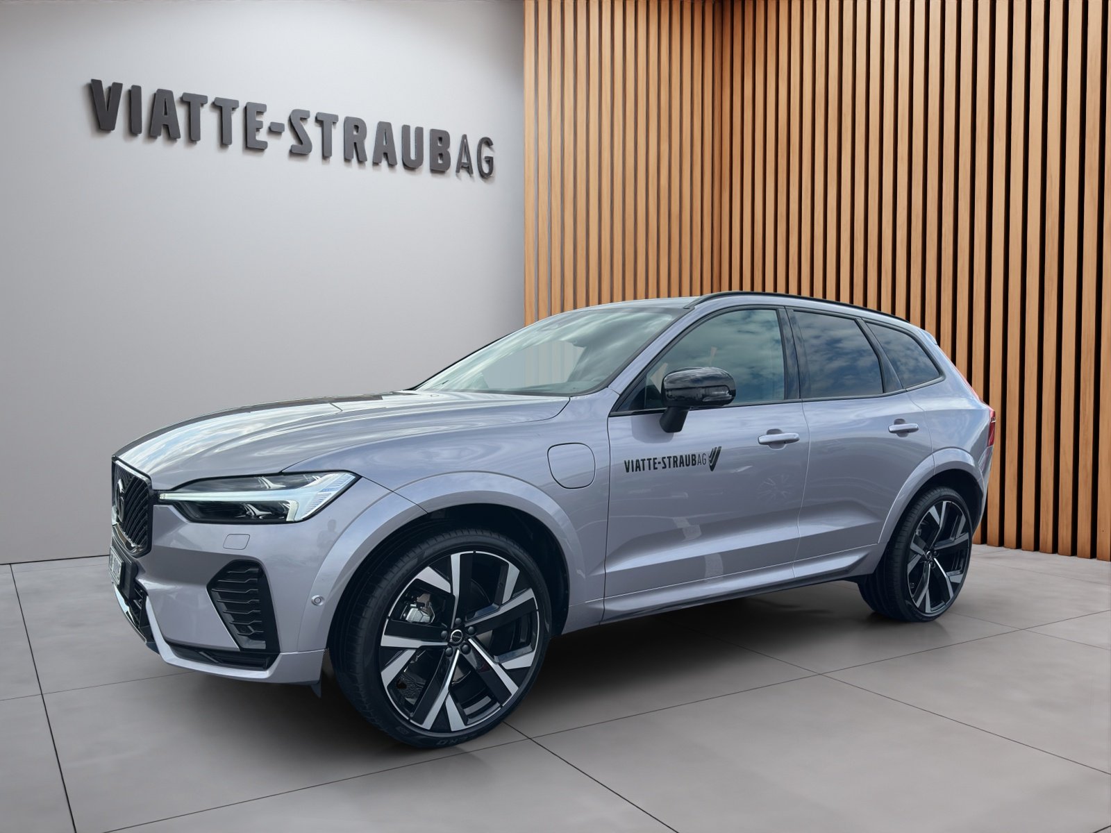 VOLVO XC60 2.0 T6 TE Ultra Dark eAWD