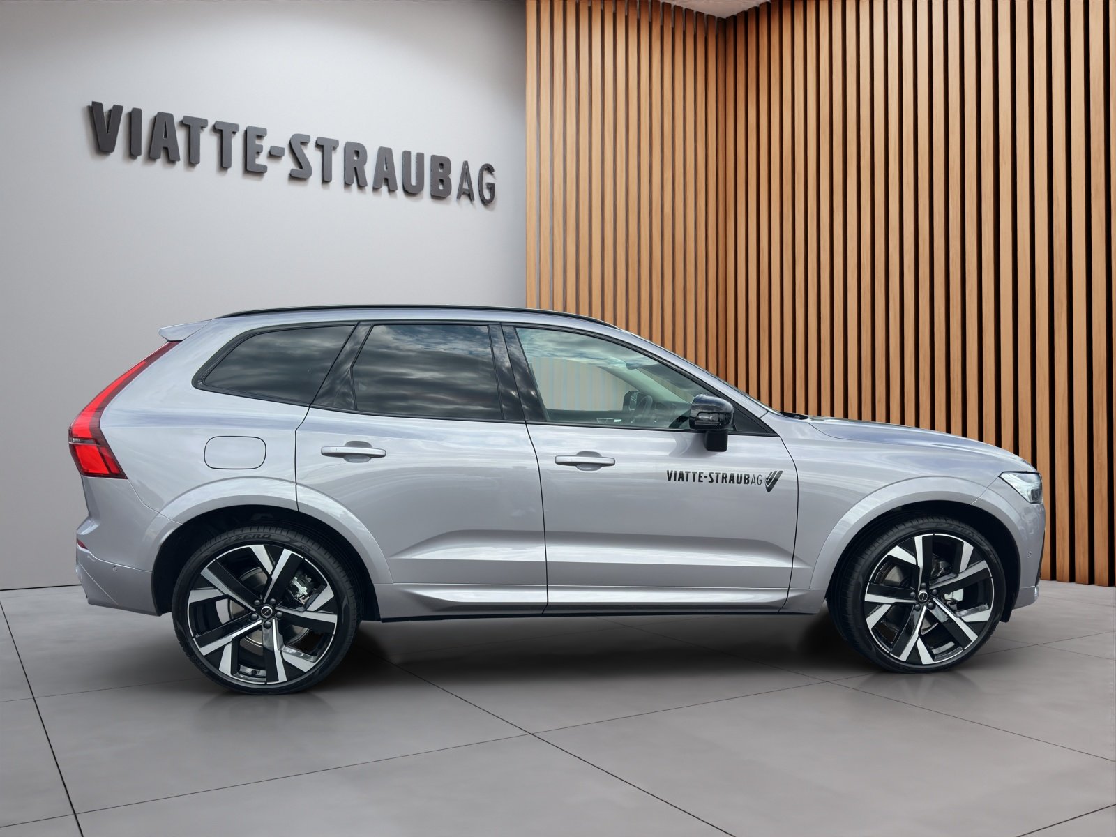 VOLVO XC60 2.0 T6 TE Ultra Dark eAWD, Hybride Rechargeable Essence/Électricité, Voiture de démonstration, Automatique - 6