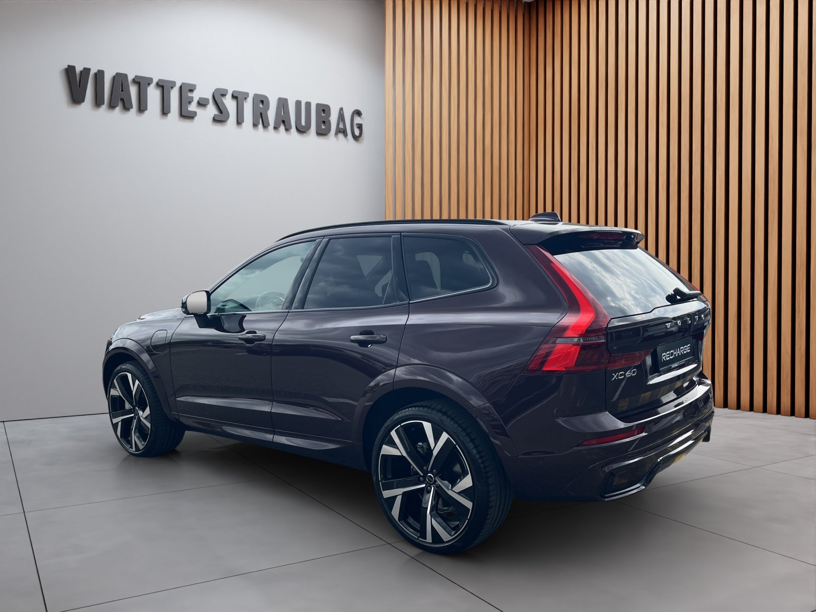 VOLVO XC60 2.0 T6 TE Ultra Dark eAWD, Plug-in-Hybrid Benzin/Elektro, Vorführwagen, Automatik - 3