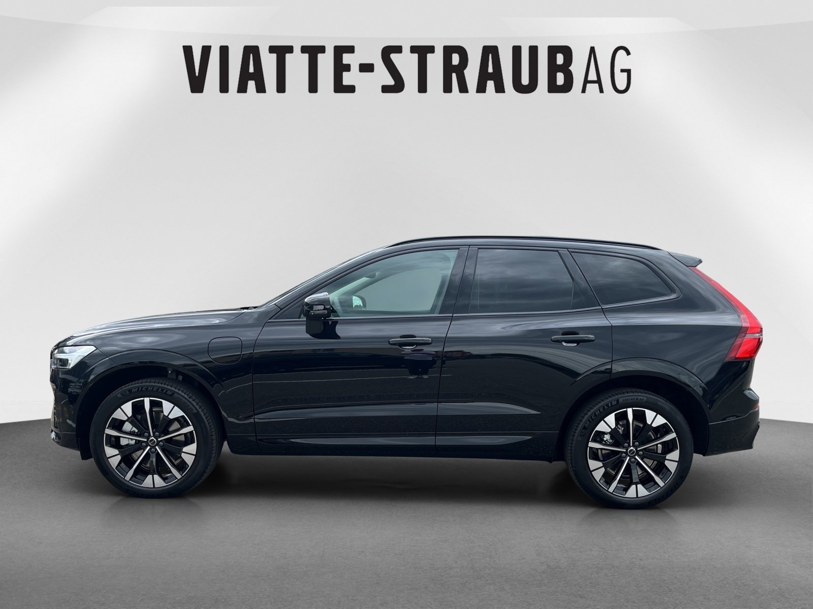 VOLVO XC60 2.0 T6 TE Ultra Dark eAWD, Plug-in-Hybrid Benzin/Elektro, Vorführwagen, Automatik - 2
