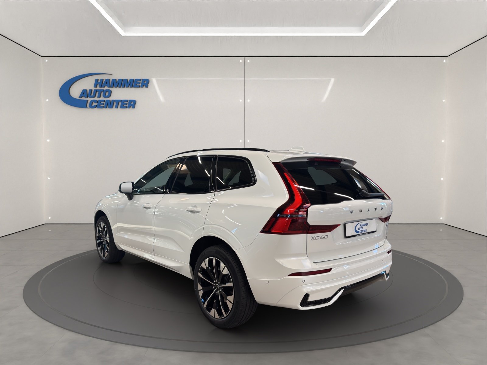 VOLVO XC60 2.0 B5 MH Ultra Dark AWD, Hybride Léger Essence/Électricité, Voiture de démonstration, Automatique - 5