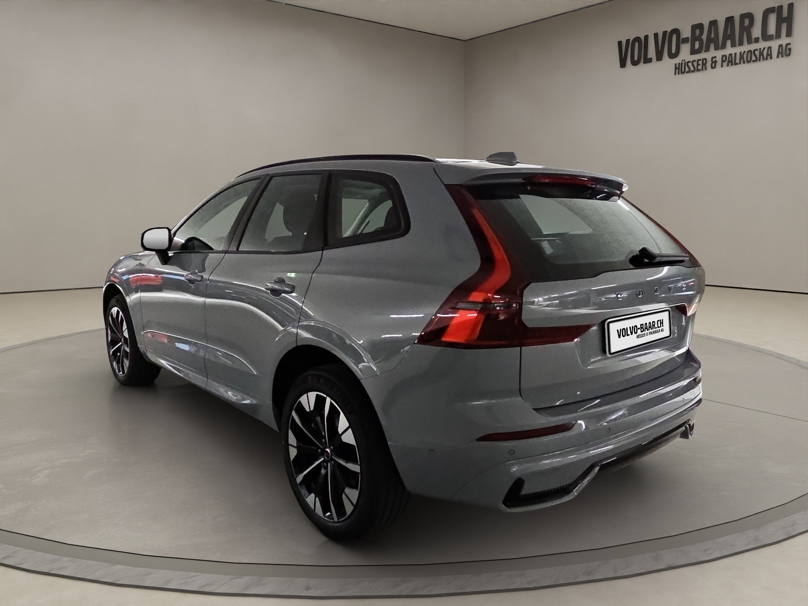 VOLVO XC60 2.0 T6 TE Plus Dark eAWD, Plug-in-Hybrid Benzina/Elettrica, Auto dimostrativa, Automatico - 3