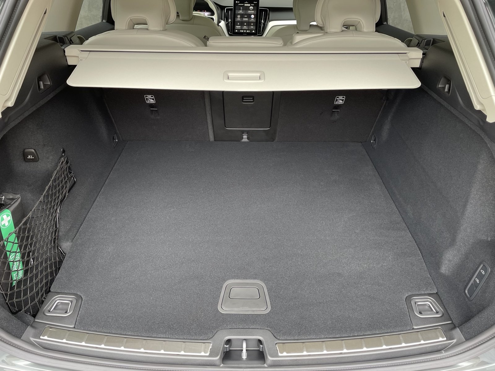 VOLVO XC60 2.0 T6 TE Ultra Dark eAWD, Hybride Integrale Benzina/Elettrica, Auto dimostrativa, Automatico - 7