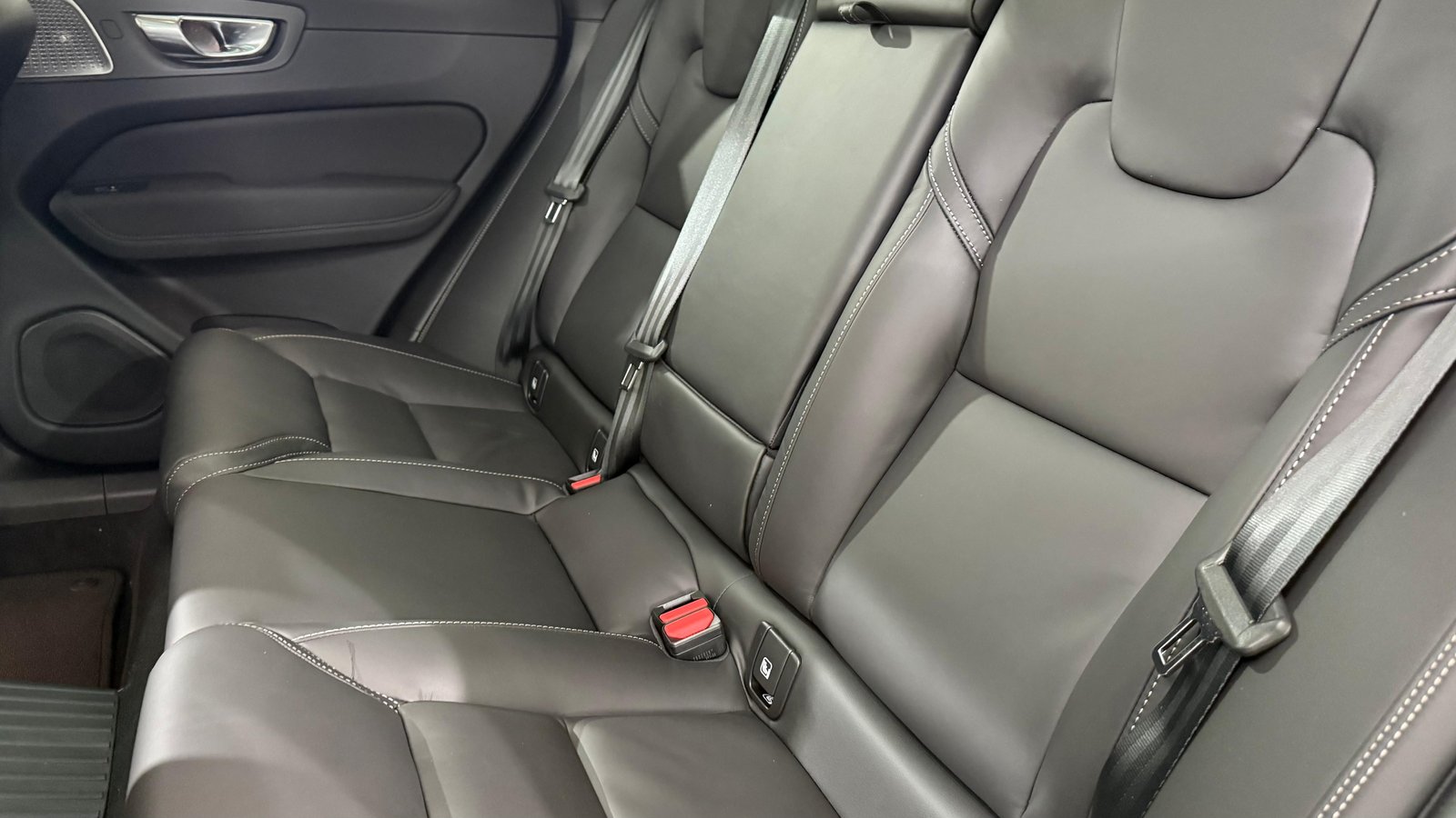 VOLVO XC60 2.0 T6 TE Ultra Bright eA, Hybride Intégral Essence/Électricité, Voiture de démonstration, Automatique - 6