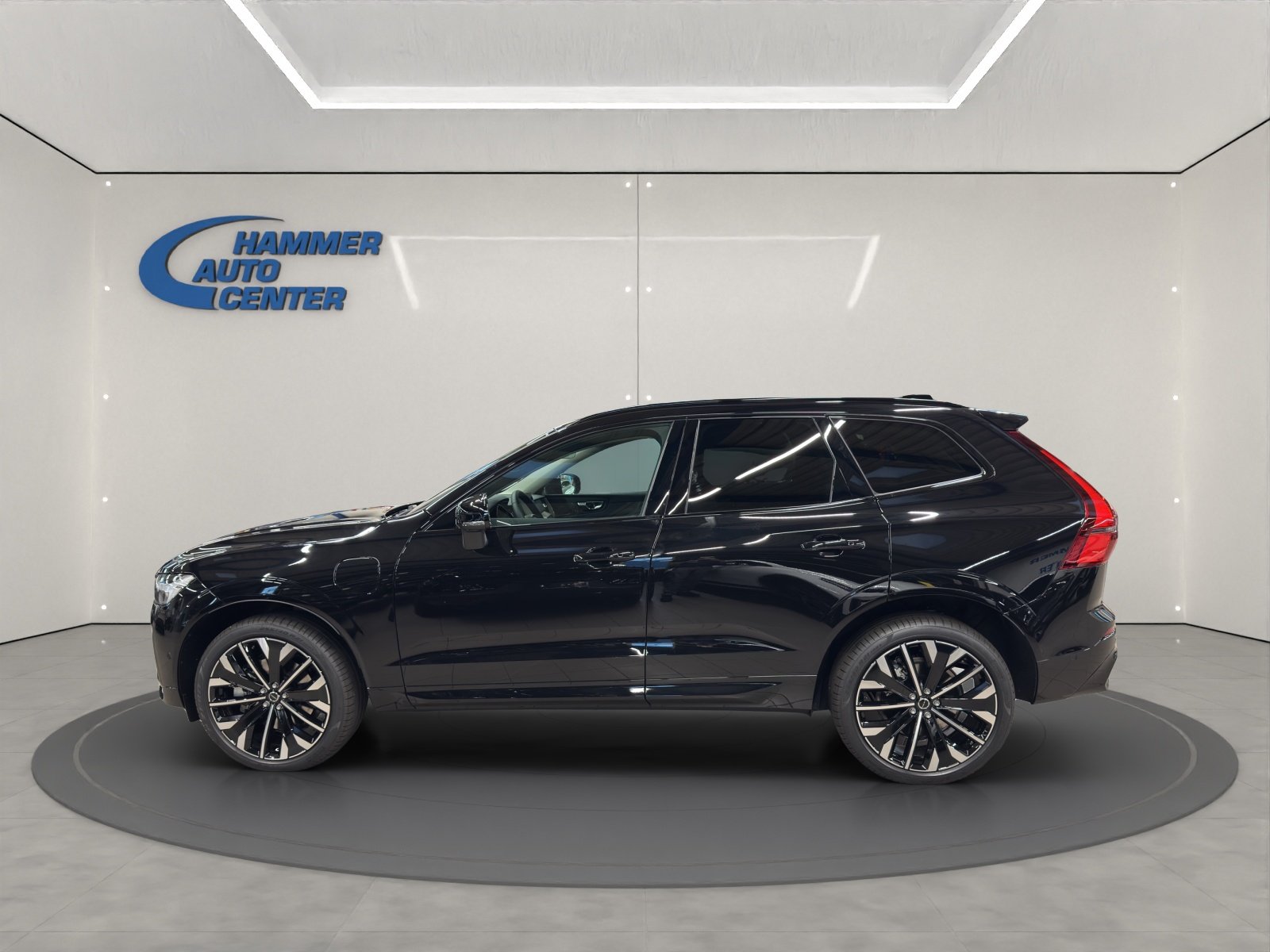 VOLVO XC60 2.0 T8 TE Ultra Dark eAWD, Plug-in-Hybrid Benzina/Elettrica, Auto dimostrativa, Automatico - 2