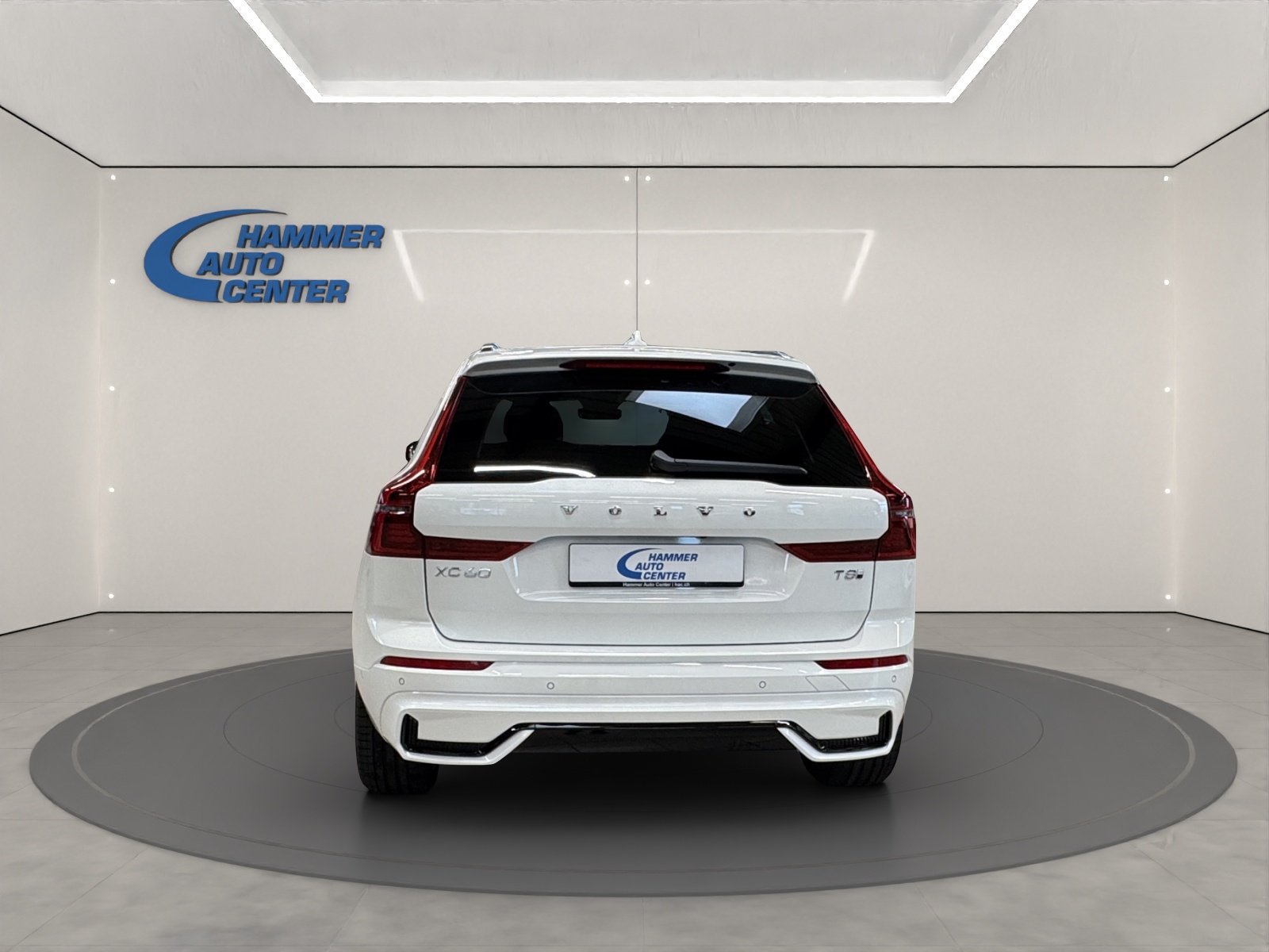VOLVO XC60 2.0 T8 TE Ultra Dark eAWD, Hybride Rechargeable Essence/Électricité, Voiture de démonstration, Automatique - 3