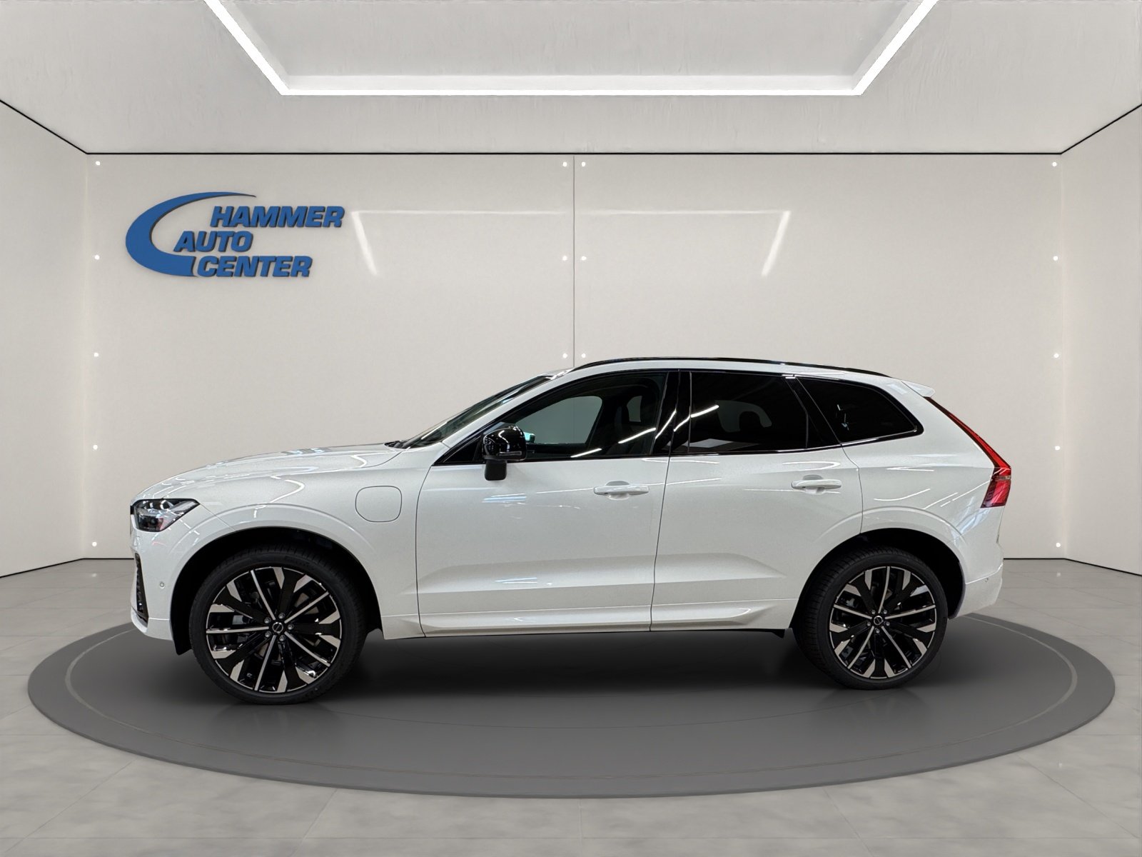VOLVO XC60 2.0 T8 TE Ultra Dark eAWD, Hybride Rechargeable Essence/Électricité, Voiture de démonstration, Automatique - 5