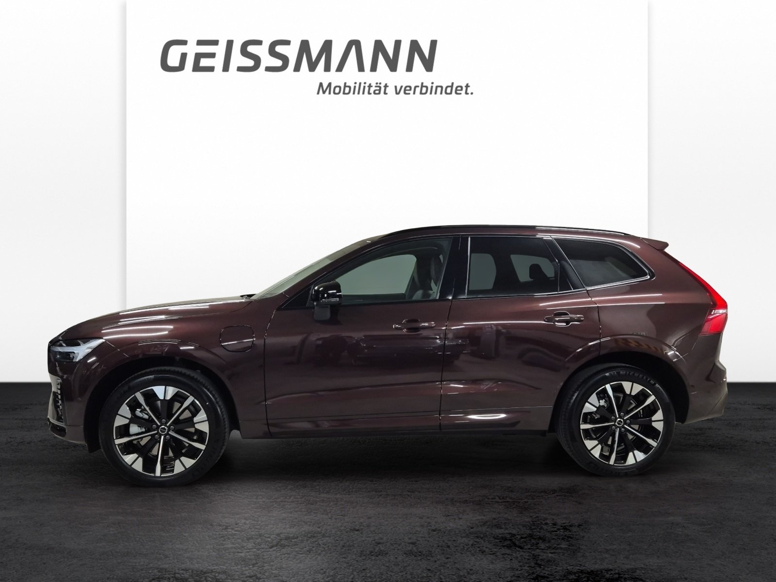 VOLVO XC60 2.0 T6 TE Ultra Dark eAWD, Plug-in-Hybrid Benzin/Elektro, Vorführwagen, Automatik - 3