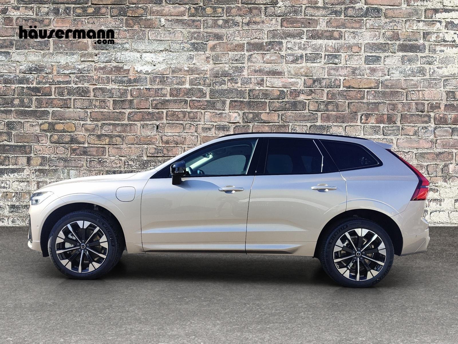 VOLVO XC60 2.0 T6 TE Plus Dark eAWD, Plug-in-Hybrid Benzin/Elektro, Vorführwagen, Automatik - 2