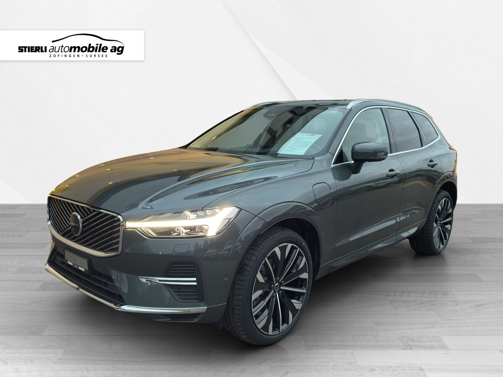 VOLVO XC60 2.0 T6 TE Ultra Bright eAWD