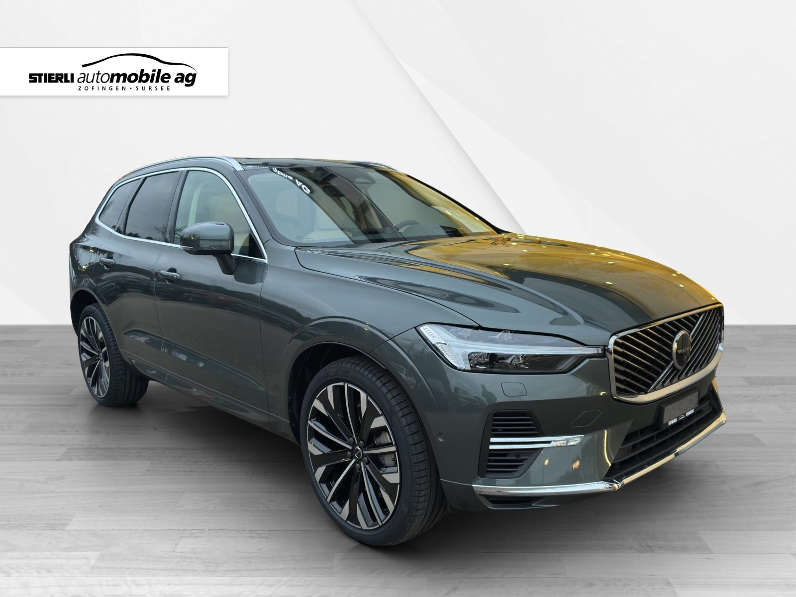 VOLVO XC60 2.0 T6 TE Ultra Bright eAWD, Plug-in-Hybrid Benzin/Elektro, Vorführwagen, Automatik - 3