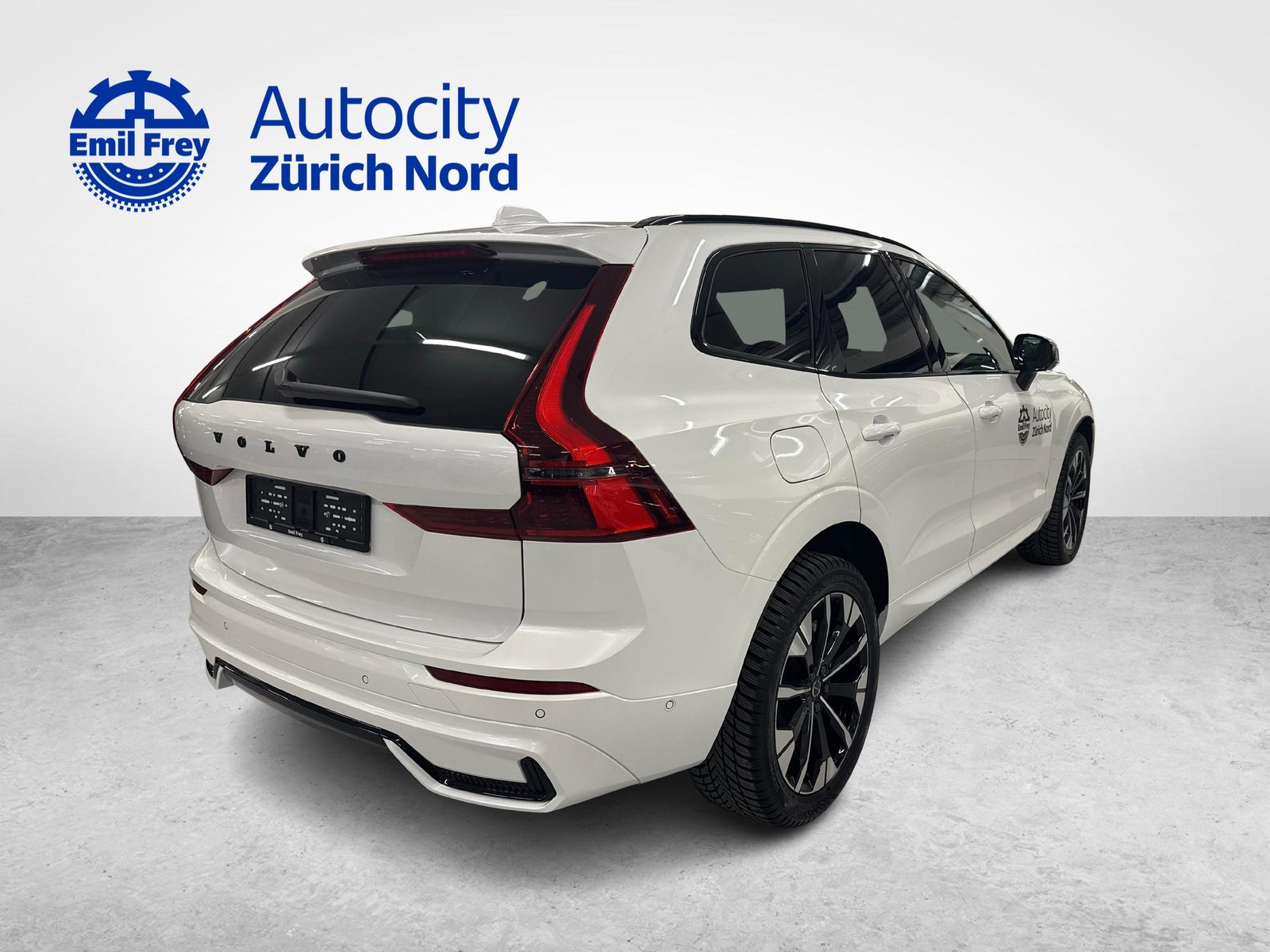 VOLVO XC60 2.0 T6 TE Black Edition eAWD, Plug-in-Hybrid Benzin/Elektro, Vorführwagen, Automatik - 5