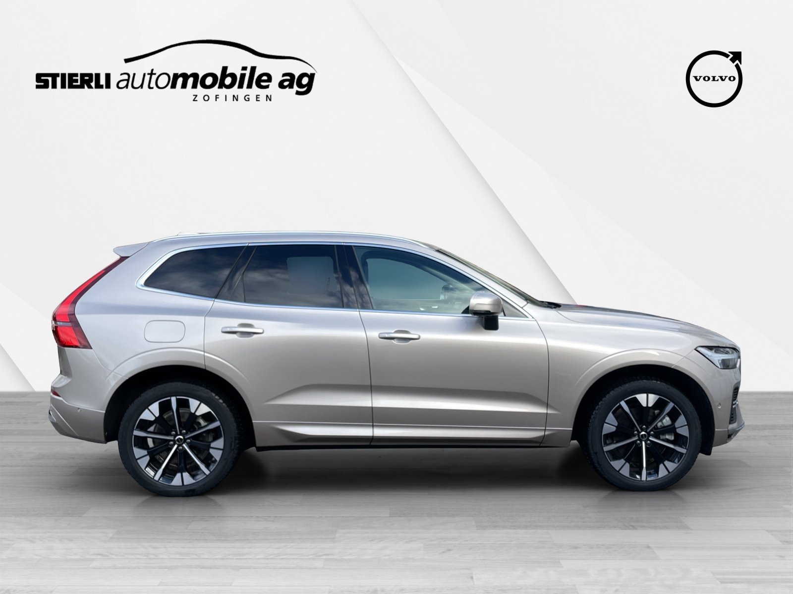 VOLVO XC60 2.0 T6 TE Ultra Bright eAWD, Hybride Rechargeable Essence/Électricité, Voiture de démonstration, Automatique - 4