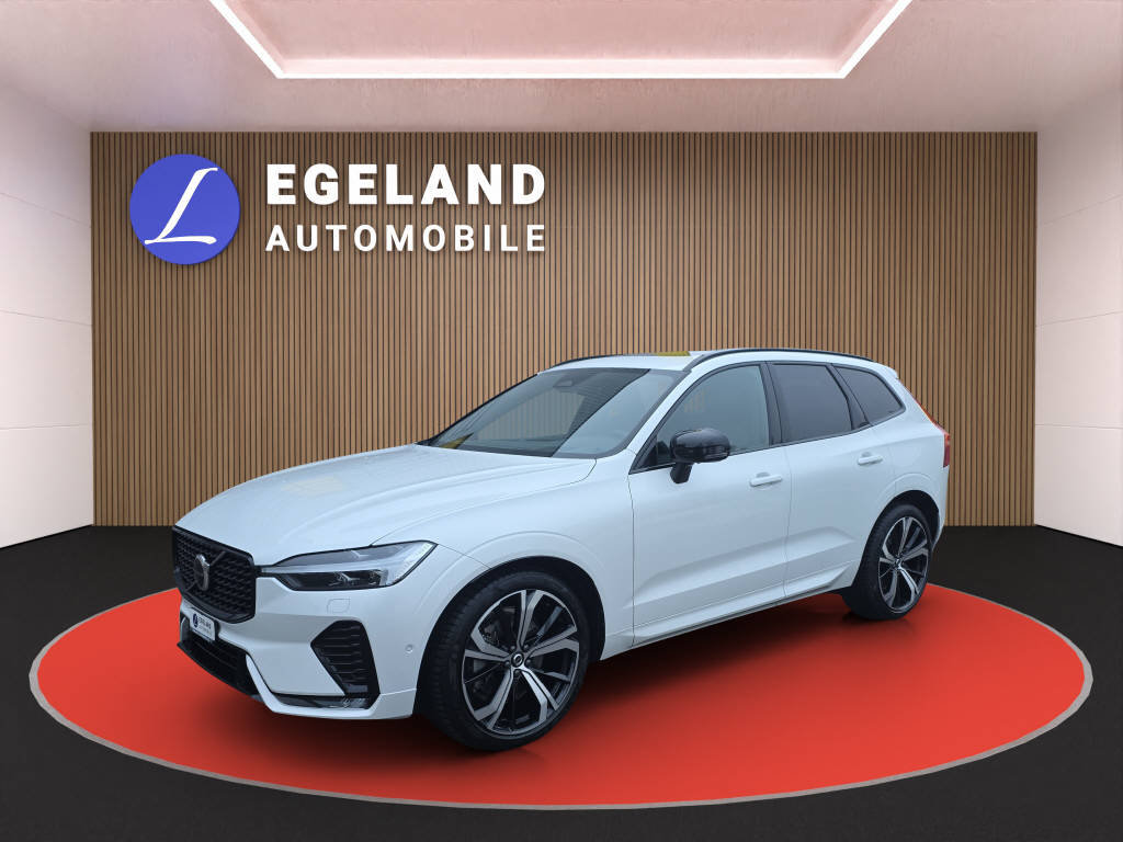 VOLVO XC60 2.0 B5 MH Ultra Dark AWD