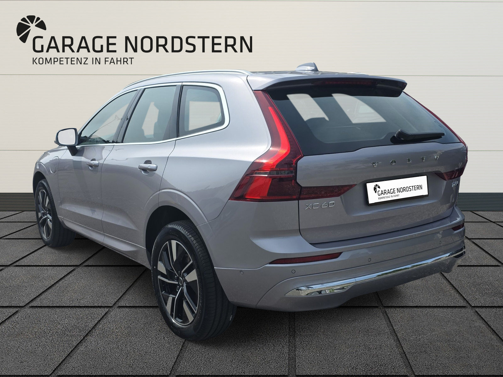 VOLVO XC60 2.0 T6 TE Plus Bright eAWD, Hybride Rechargeable Essence/Électricité, Voiture de démonstration, Automatique - 4