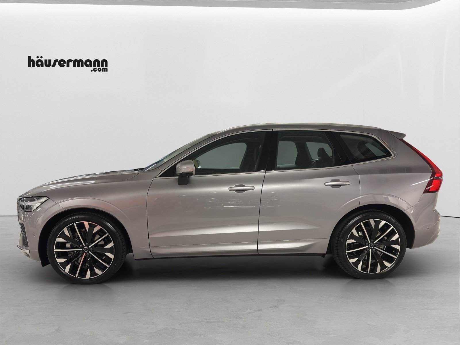 VOLVO XC60 2.0 B5 MH Ultra Bright AWD, Hybride Leggero Benzina/Elettrica, Auto dimostrativa, Automatico - 2