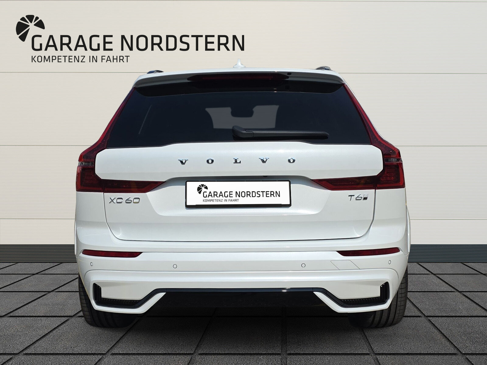 VOLVO XC60 2.0 T6 TE Ultra Dark eAWD, Hybride Rechargeable Essence/Électricité, Voiture de démonstration, Automatique - 5
