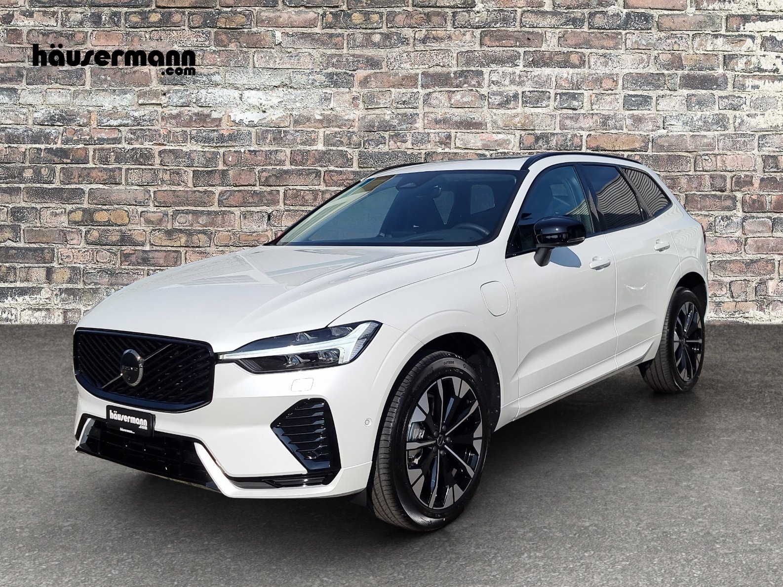 VOLVO XC60 2.0 T6 TE Ultra Dark eAWD
