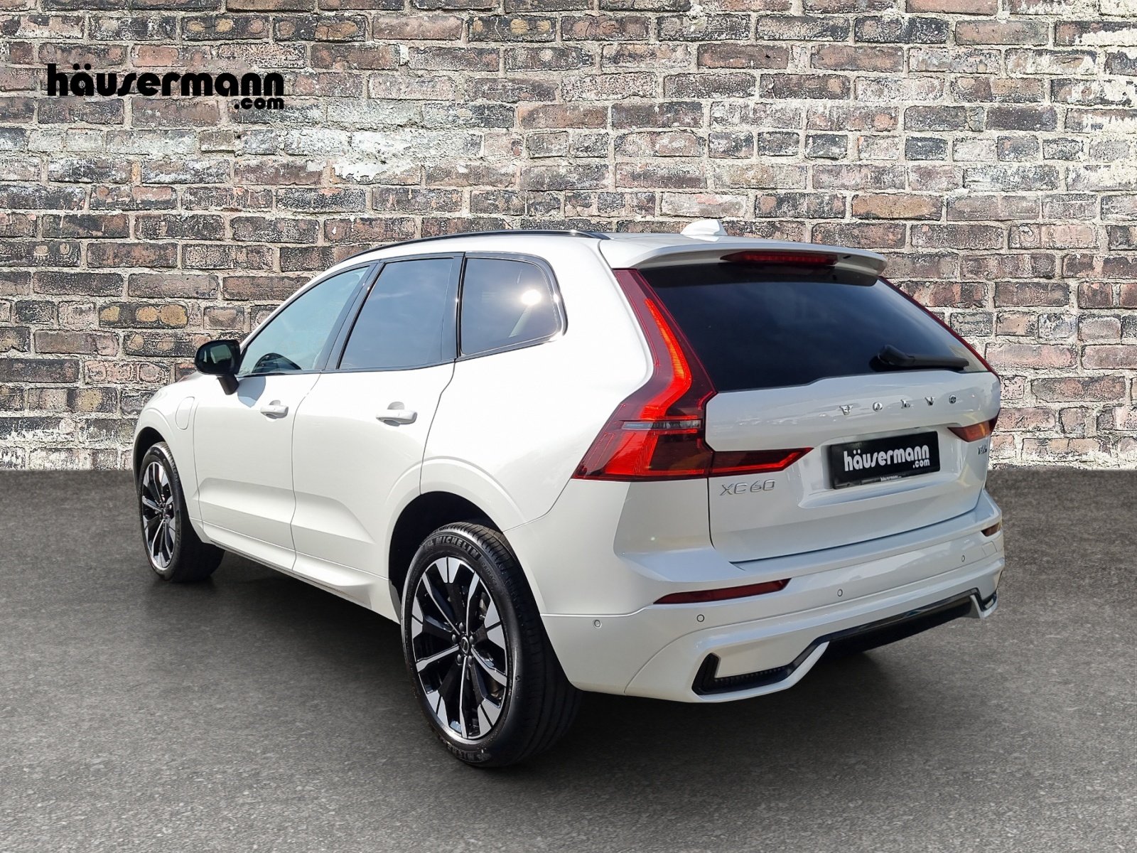 VOLVO XC60 2.0 T6 TE Ultra Dark eAWD, Plug-in-Hybrid Benzina/Elettrica, Auto dimostrativa, Automatico - 4