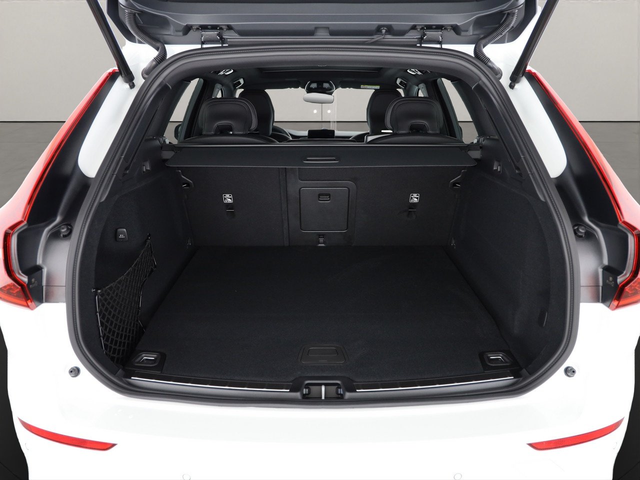 VOLVO XC60 2.0 T6 TE Black Edition eAWD, Benzina, Auto dimostrativa, Automatico - 4