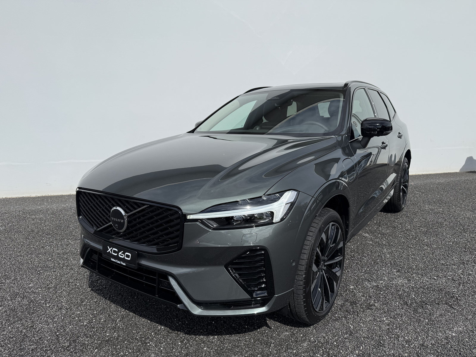 VOLVO XC60 2.0 T6 TE Ultra Dark eAWD, Plug-in-Hybrid Benzin/Elektro, Vorführwagen, Automatik - 4