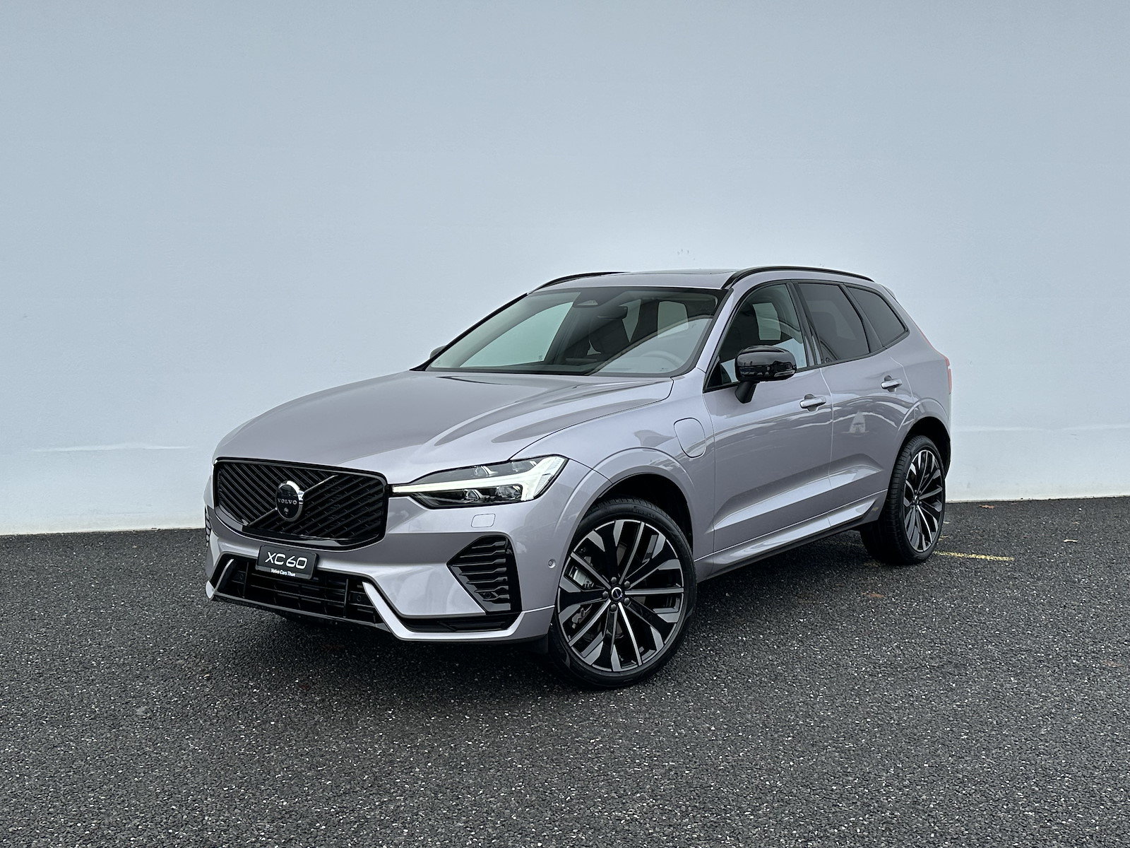 VOLVO XC60 2.0 T8 TE Ultra Dark eAWD