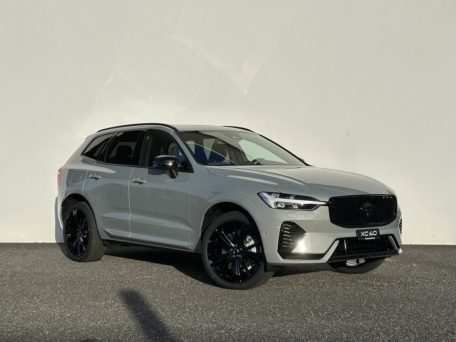 VOLVO XC60 2.0 T8 TE Black Edition eAWD, Plug-in-Hybrid Benzin/Elektro, Vorführwagen, Automatik - 3