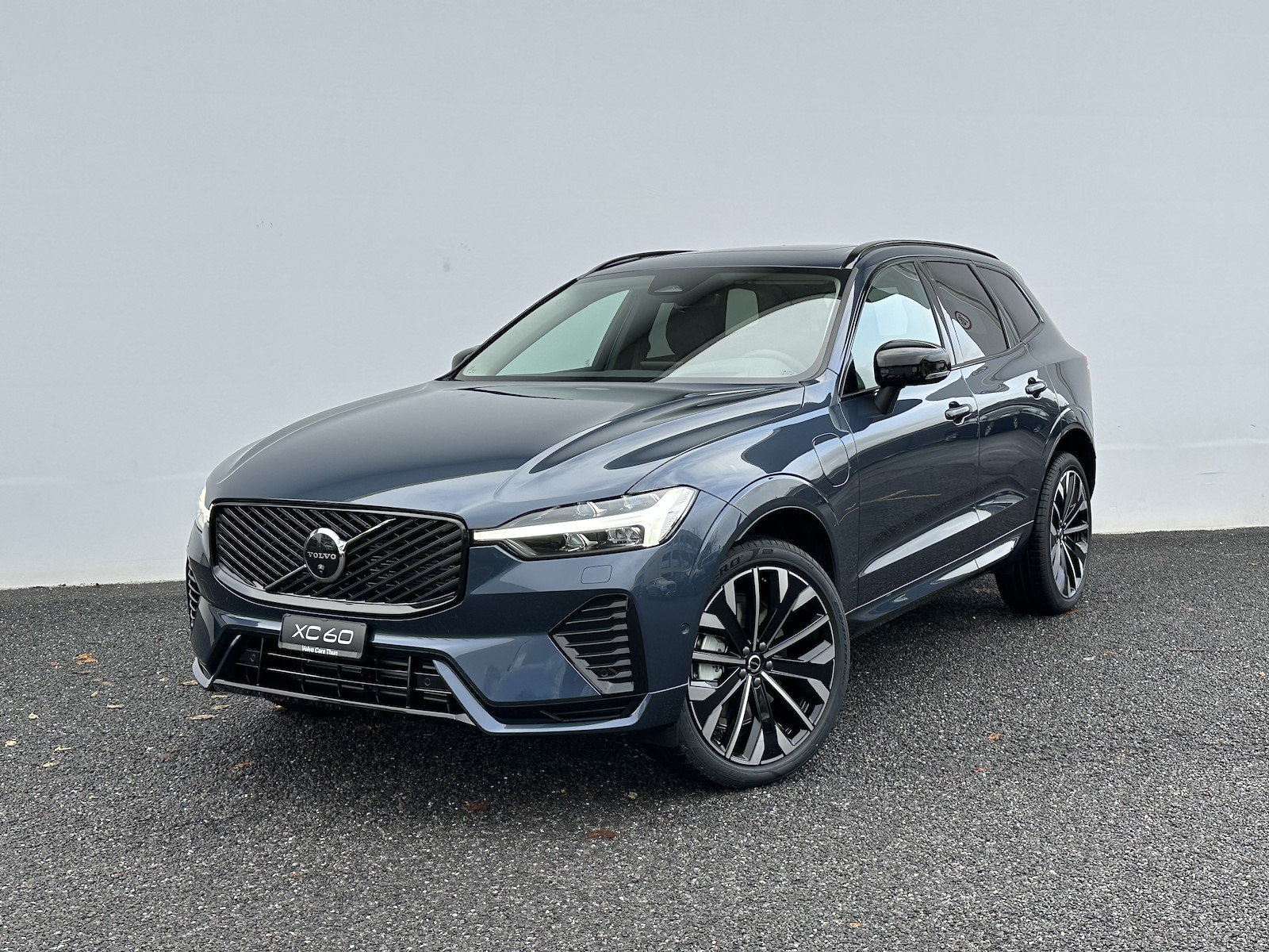 VOLVO XC60 2.0 T8 TE Ultra Dark eAWD