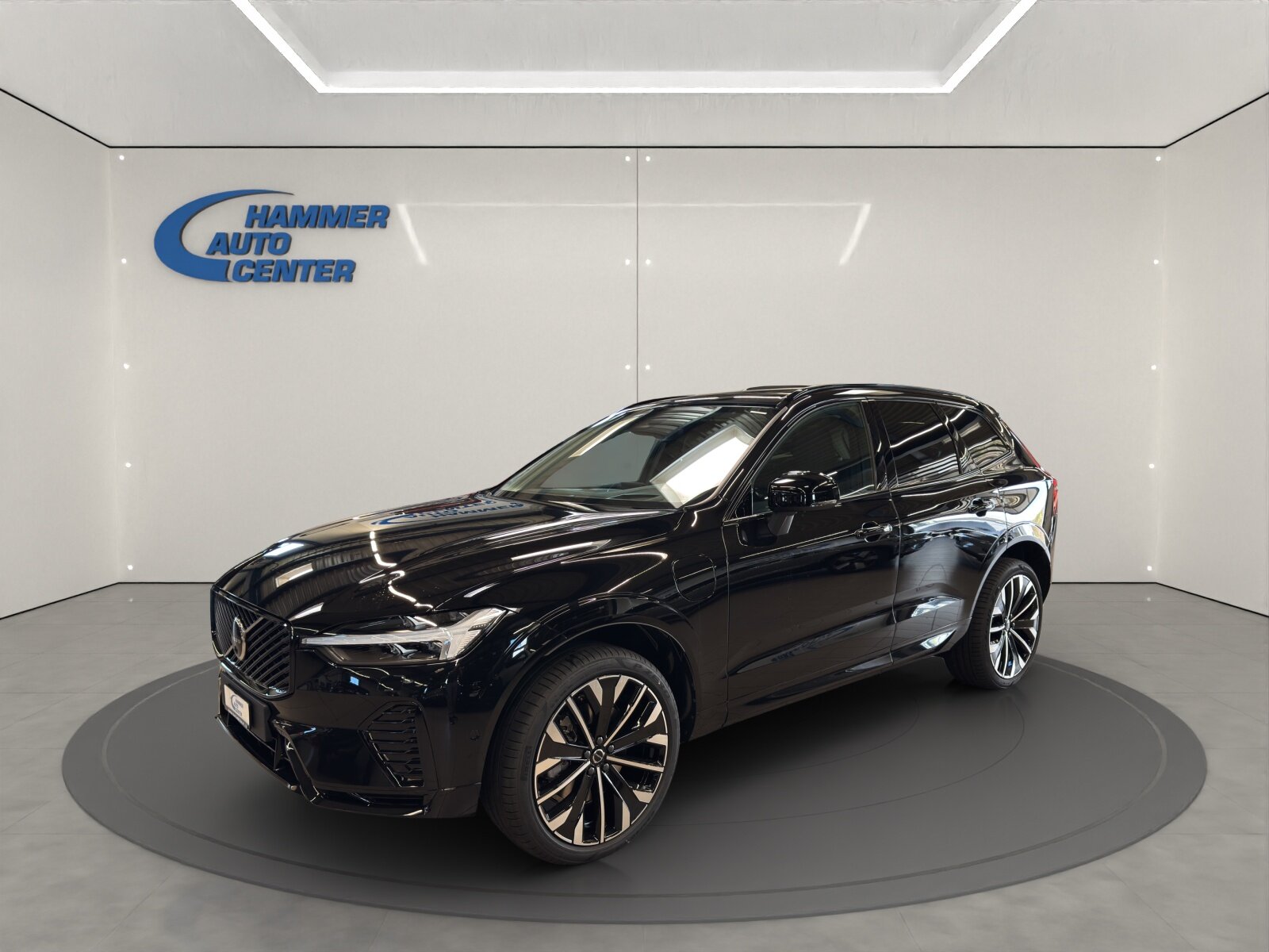 VOLVO XC60 2.0 T8 TE Ultra Dark eAWD, Plug-in-Hybrid Benzina/Elettrica, Auto dimostrativa, Automatico