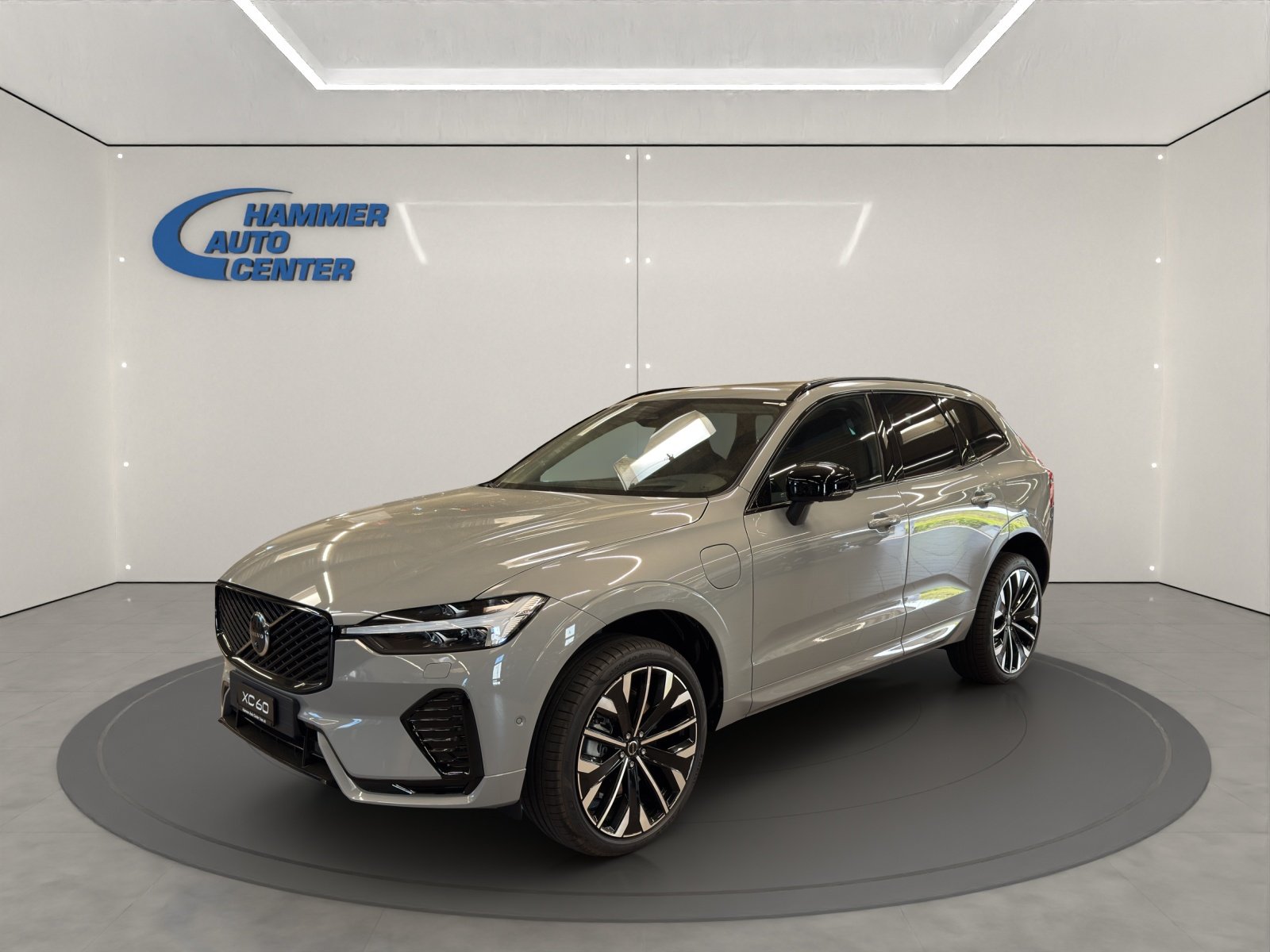 VOLVO XC60 2.0 T8 TE Ultra Dark eAWD, Plug-in-Hybrid Benzin/Elektro, Vorführwagen, Automatik