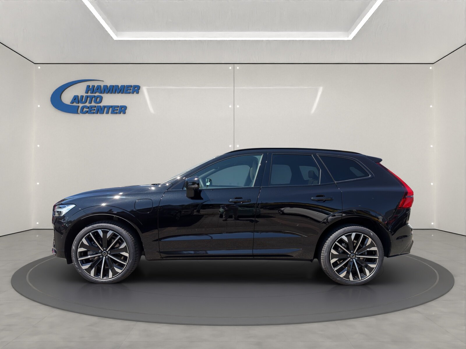 VOLVO XC60 2.0 T6 TE Ultra Dark eAWD, Plug-in-Hybrid Benzina/Elettrica, Auto dimostrativa, Automatico - 2