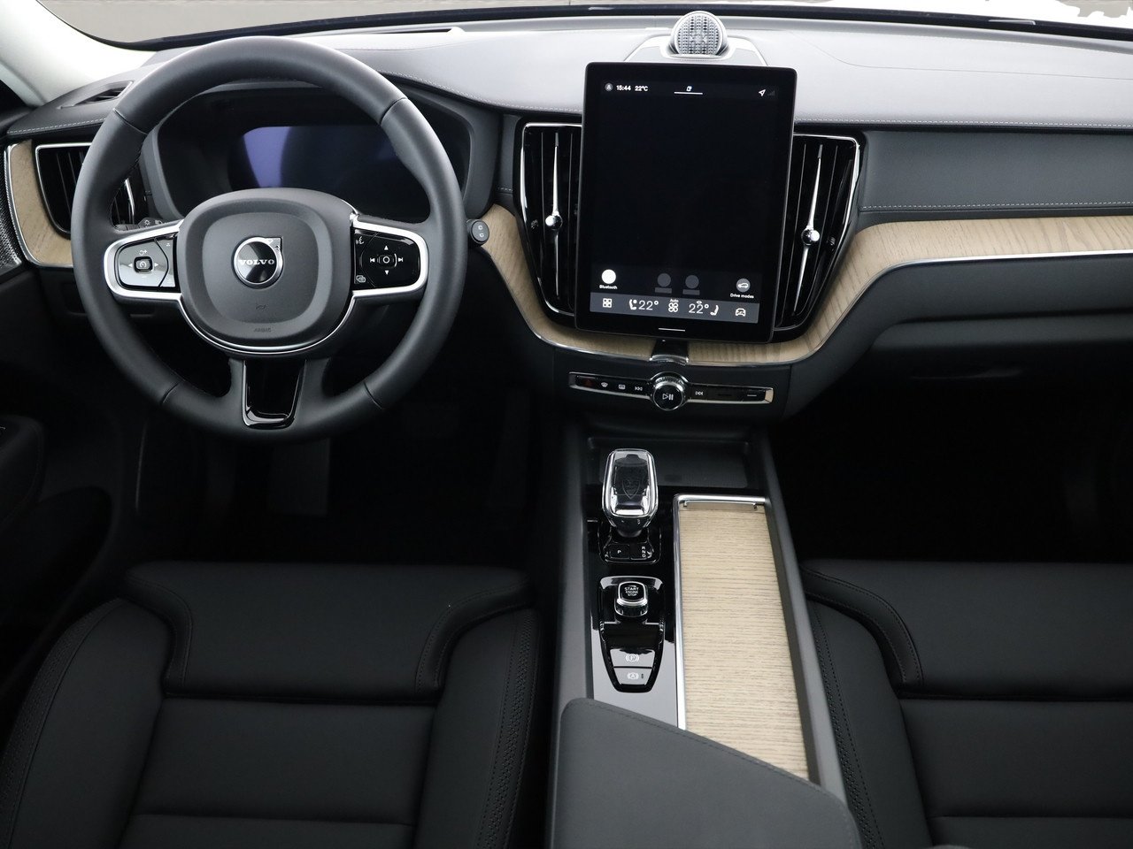 VOLVO XC60 2.0 B5 MH Ultra Dark AWD ., Hybride Leggero Benzina/Elettrica, Auto dimostrativa, Automatico - 6