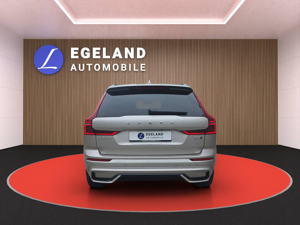 VOLVO XC60 2.0 B5 MH Plus Dark AWD, Hybride Leggero Benzina/Elettrica, Auto dimostrativa, Automatico - 6
