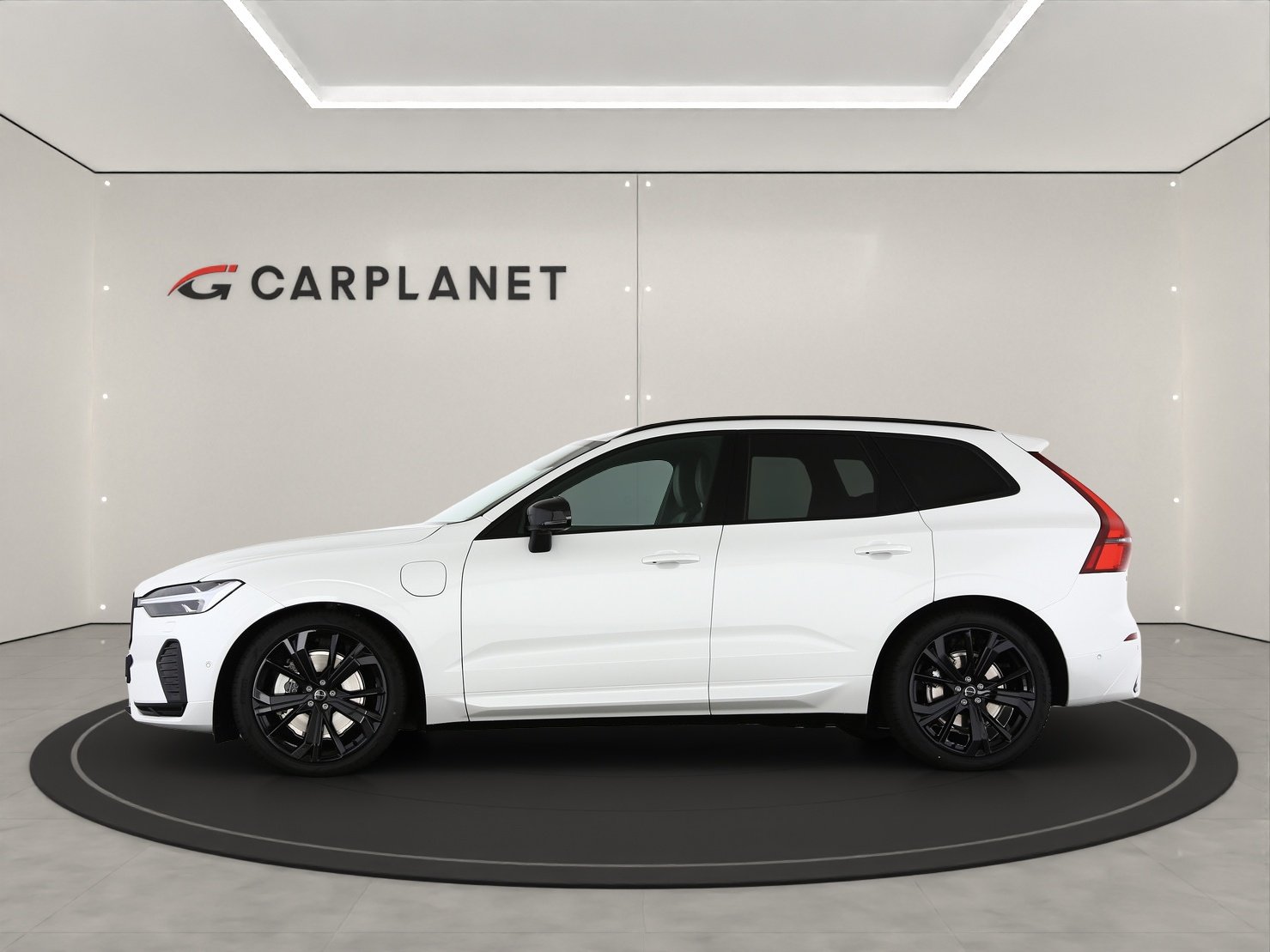 VOLVO XC60 2.0 T8 TE Black Edition eAWD, Plug-in-Hybrid Benzin/Elektro, Vorführwagen, Automatik - 2