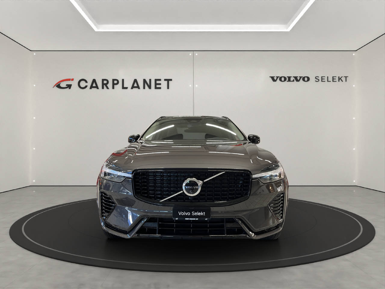 VOLVO XC60 2.0 T8 TE Ultimate Dark eAWD, Plug-in-Hybrid Benzina/Elettrica, Auto dimostrativa, Automatico - 2