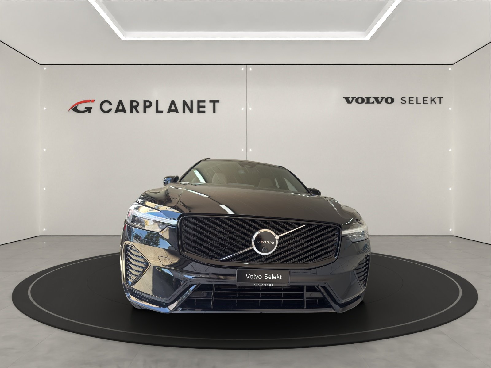 VOLVO XC60 2.0 B5 MH Plus Dark AWD, Benzin, Vorführwagen, Automatik - 2